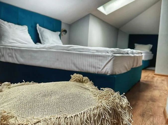 The Secret Garden 4*